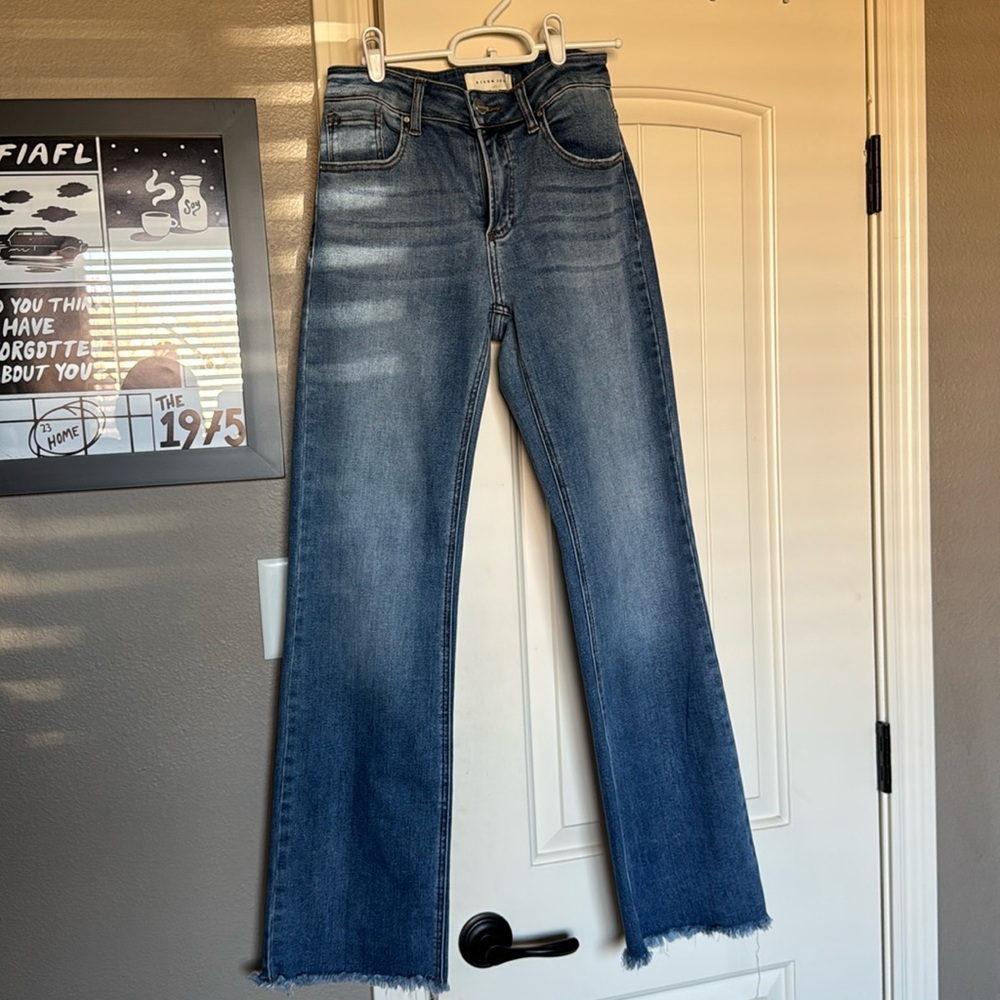 Risen Jeans